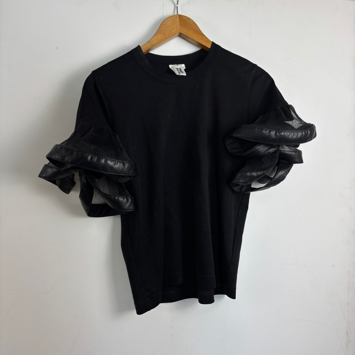 Noir Kei Ninomiya Black T-shirt [S]